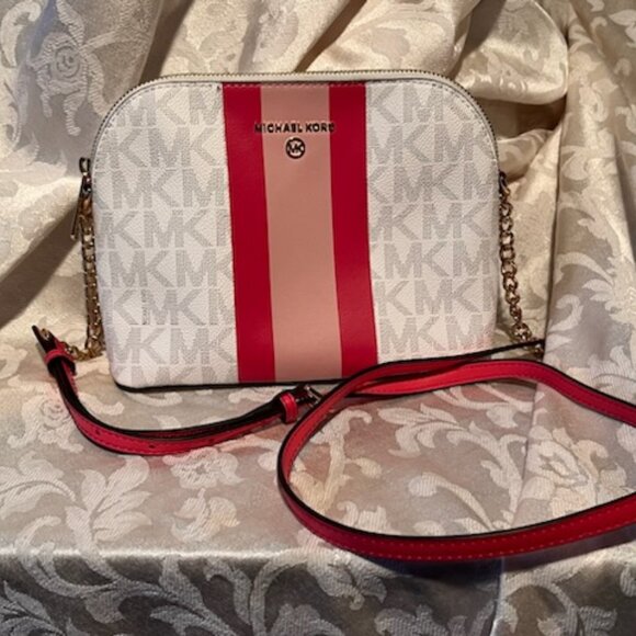 Michael Kors Jet Set Dome Crossbody – Signature Stripe White/Pink/RedLIKE NEW